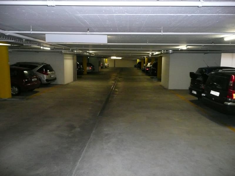 Parcheggi in garage sotterraneo chiuso (1)