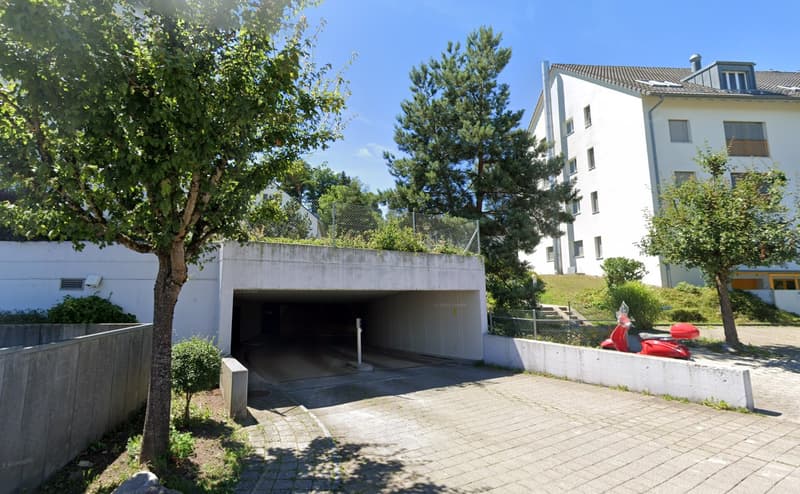 Parking space for rent (1)