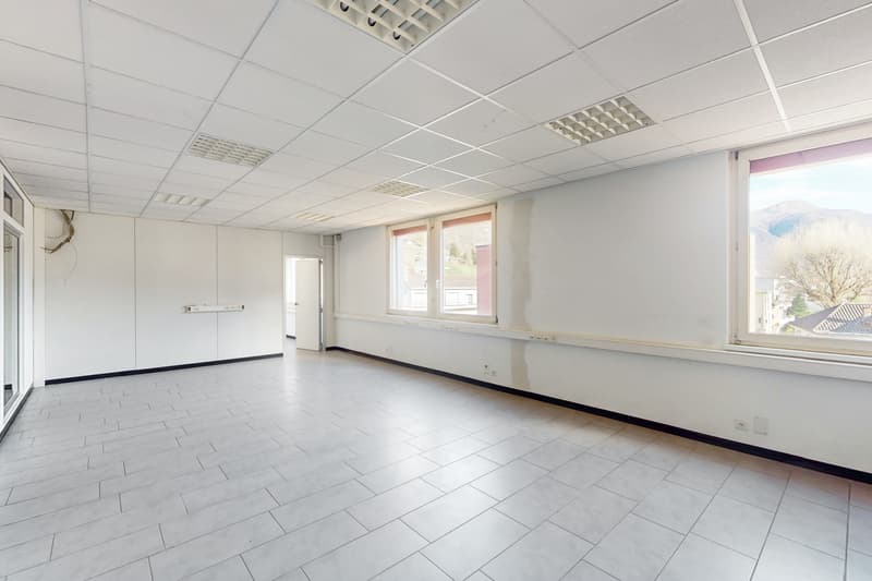 Your Commercial Space in Rivera (2)