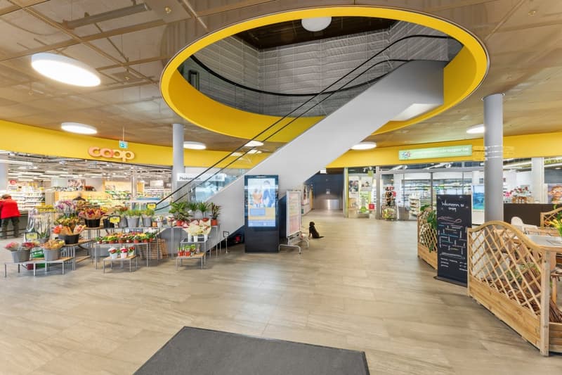 Surfaces de vente flexibles dans le parc Aschera attractif (4)