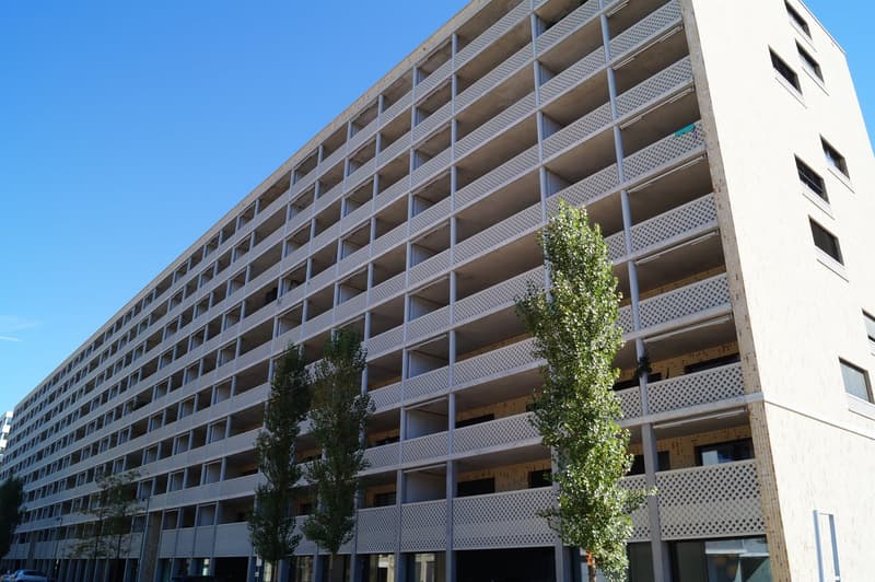 Einstellplatz zu vermieten (2)