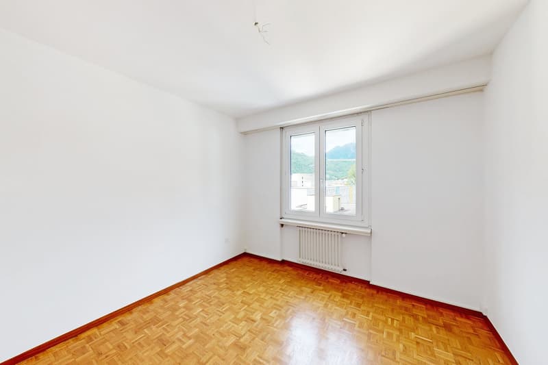 Practical 3.5 rooms with a view (9)