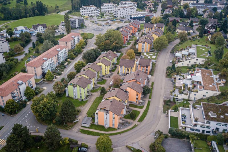 Auto-, Mofa & Motorradeinstellplätze in Tiefgarage mieten (2)