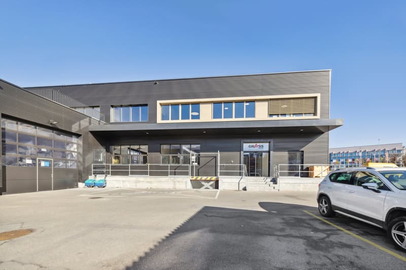 New company headquarters wanted? (1)