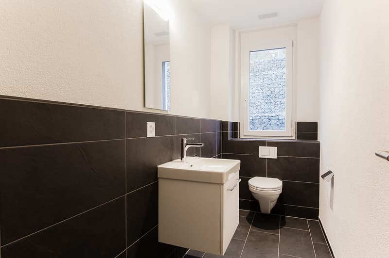 Spacious new apartment with a great view (6)