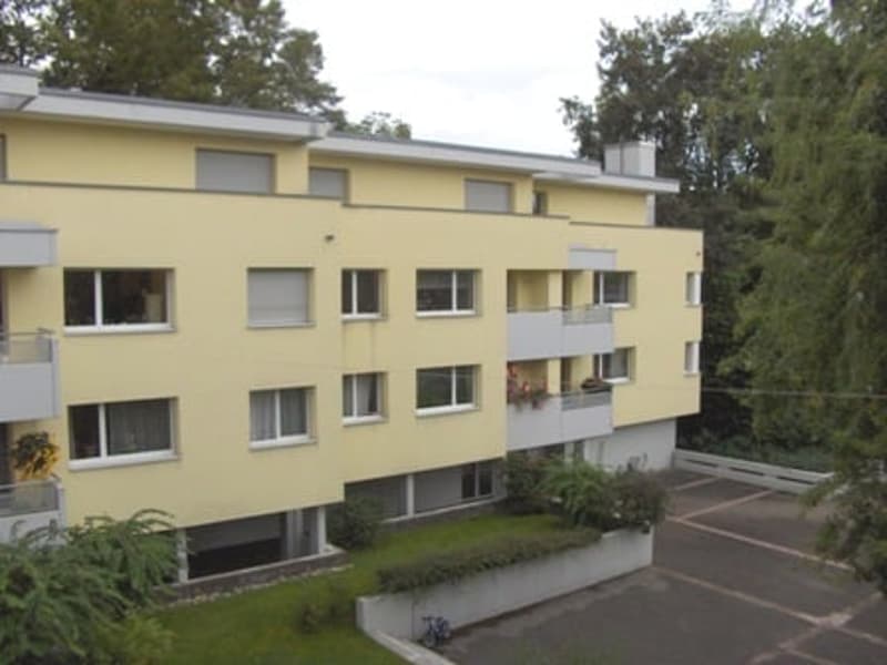 Einstellplätze im Zentrum von Riehen (1)