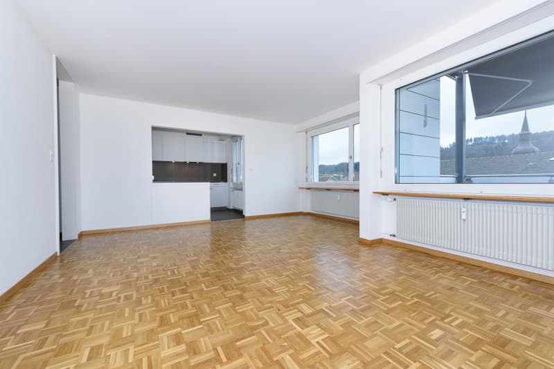A month of rent offered! (4)