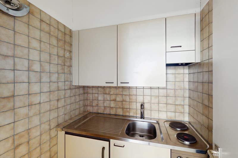 125m2 commercial space on the ground floor - strategic accessibility in Manno (7)