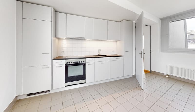 Bonheur de vivre moderne avec balcon (2)