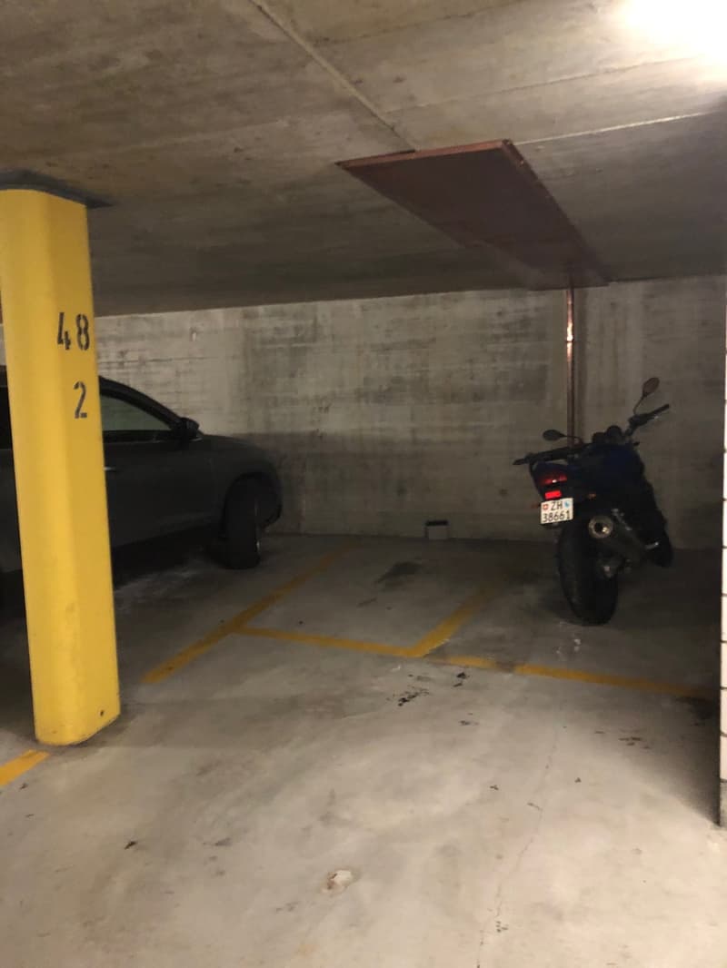 Suchen Sie eine warme Unterkunft für Ihr Motorrad? (4)