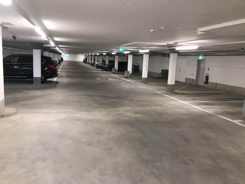 Einstellplatz zu vermieten! (2)