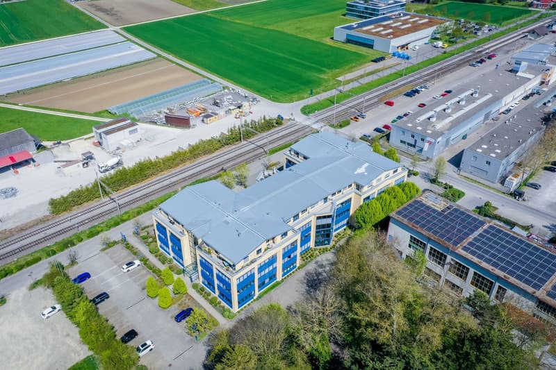 Votre nouveau domicile d'entreprise avec beaucoup de potentiel ! (2)