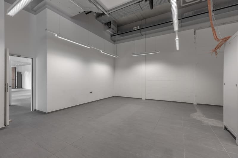 Very interesting practice rooms in a central location (3)