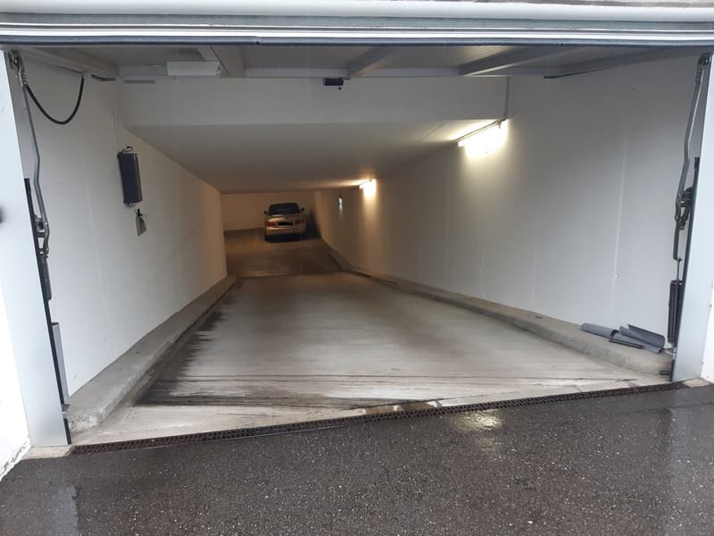 Einstellplatz zu vermieten (3)