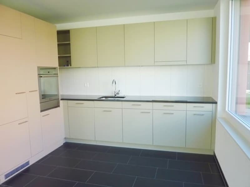 Appartement moderne dans un beau quartier (2)