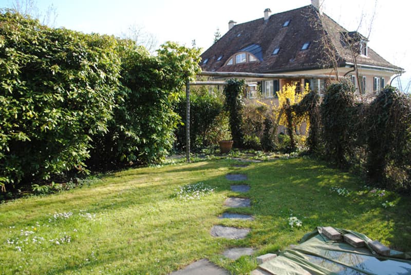 Appartamento con giardino e bel posto a sedere per 1 anno (8)