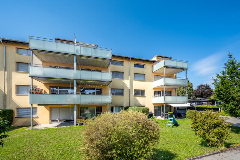 Ruhig gelegen & top ausgestattet: Traumhafte Wohnung mit Balkon (1)