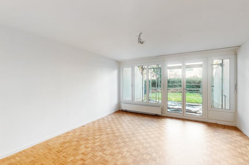 Appartement spacieux dans un oasis résidentielle accueillante pour les enfants et verte (2)