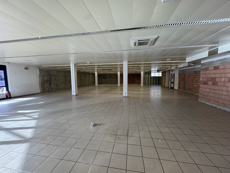 La mia nuova area di vendita nel cuore di Courroux (2)