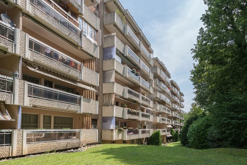 A louer place de parc intérieure (2)