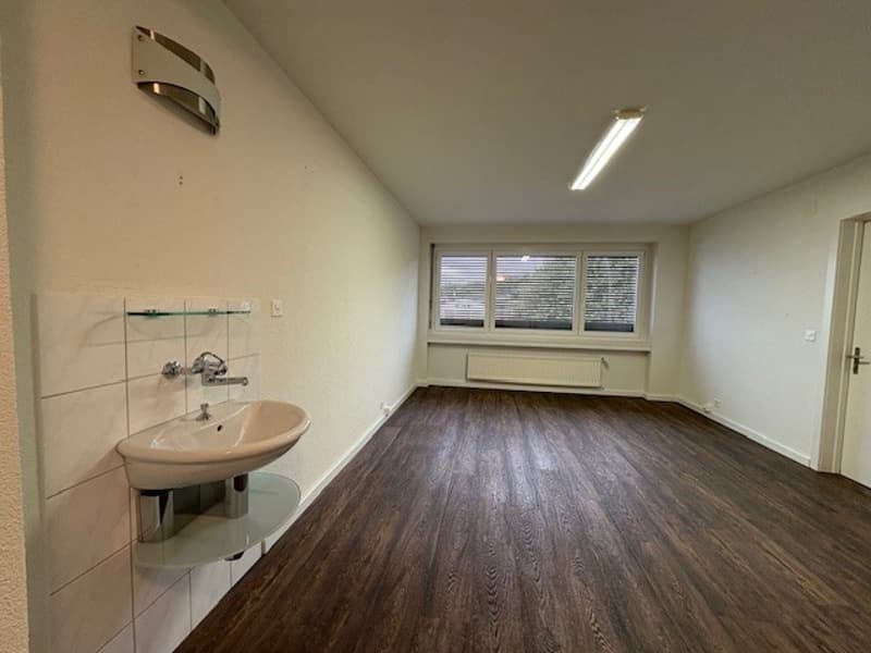 Ufficio - Spazio per studio - Spazio di atelier direttamente alla stazione! (4)