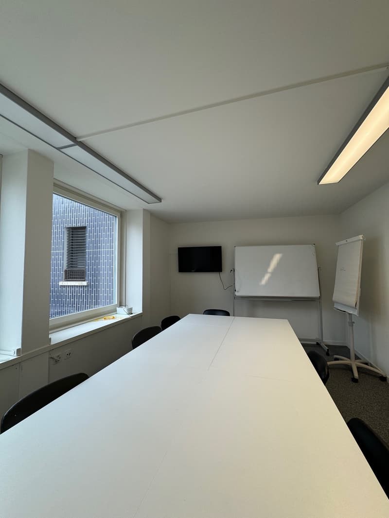 Office spaces also rentable individually (6)