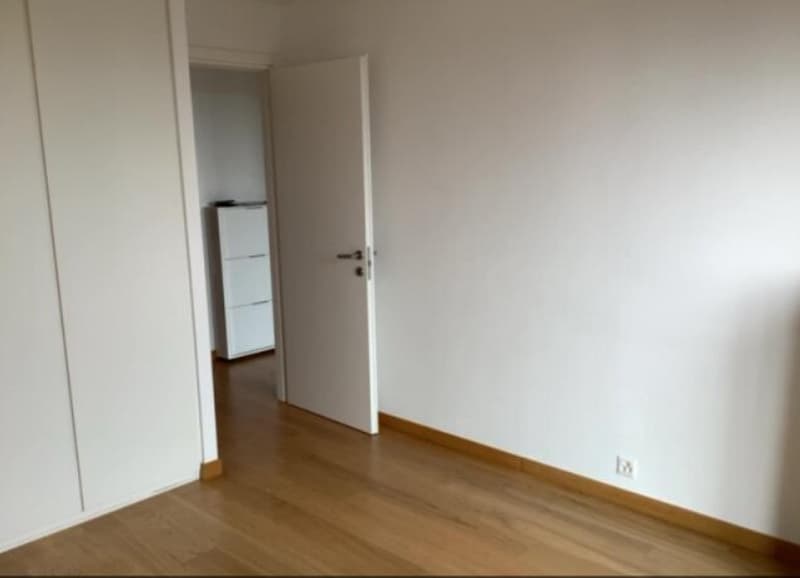 Vivre dans un appartement en surélévation au coeur de la Servette ! (5)