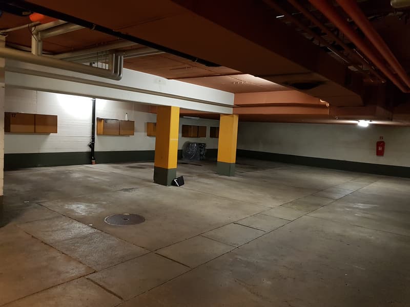 Parcheggi in affitto (2)