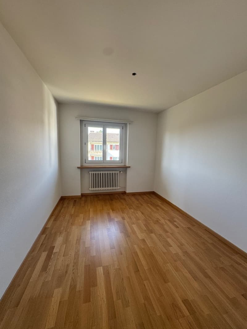 Wohnung nahe vom Zentrum von Zürich-Witikon- befristet bis 31.01.2028 (2)
