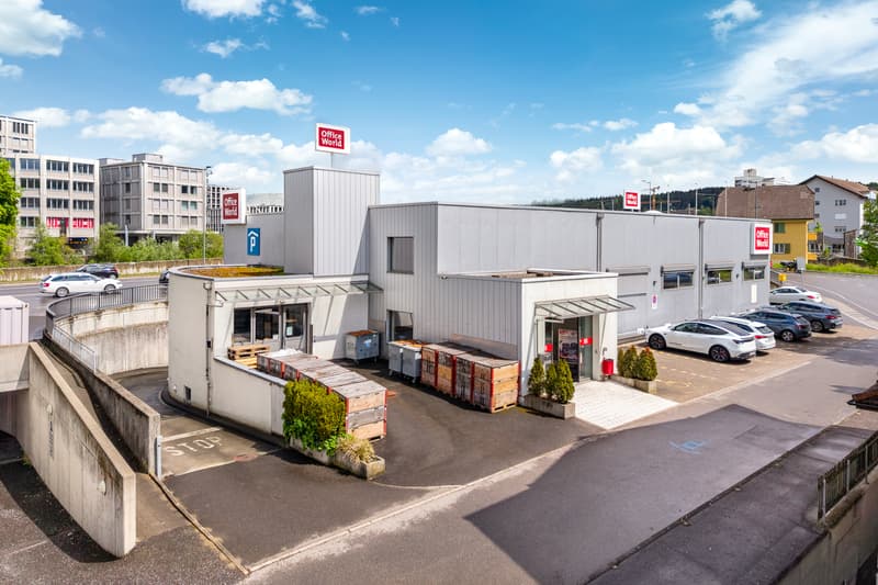 Mehr Raum für Ihr Geschäft mitten im Entwicklungsgebiet Reussbühl (1)
