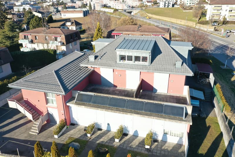 Wohnung möbliert und hell (2)