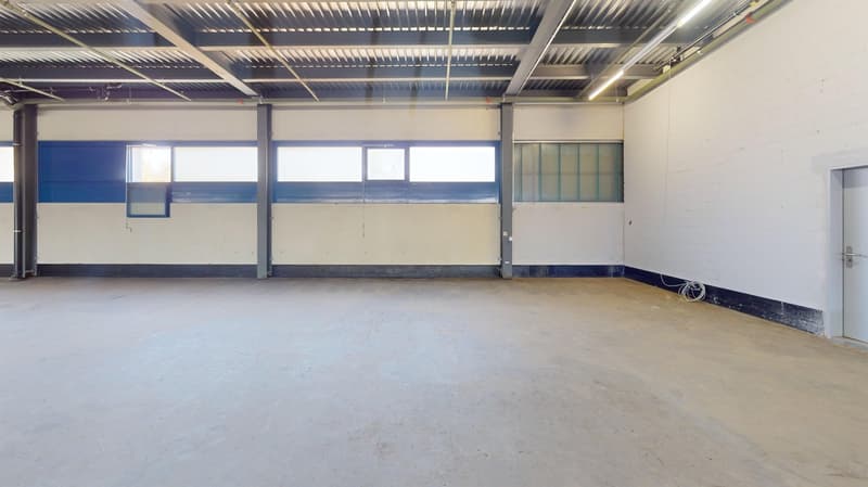 Grosszügige Lagerfläche (ca. 830 m2) im 2. Obergeschoss (8)