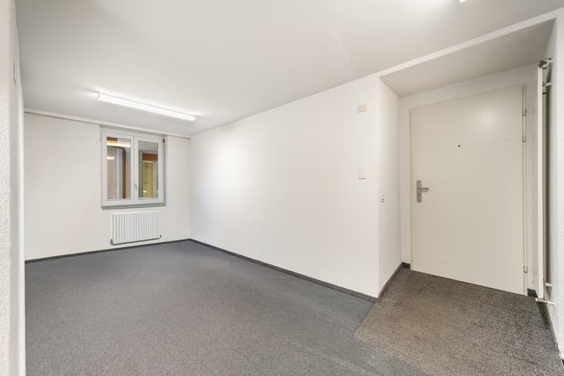 Il tuo nuovo spazio di locazione commerciale nel bell'antico centro di Schaffhausen (4)