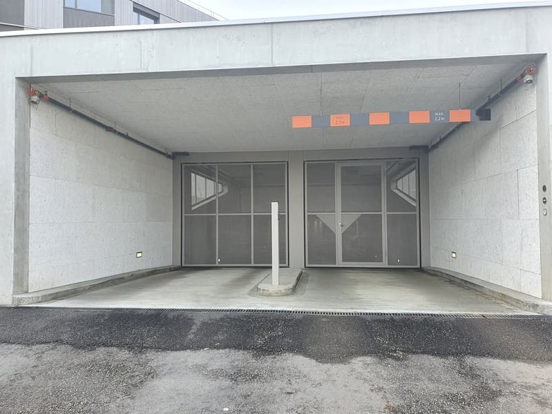 Suchen Sie einen Einstellhallenplatz für Ihr Elektroauto? (2)