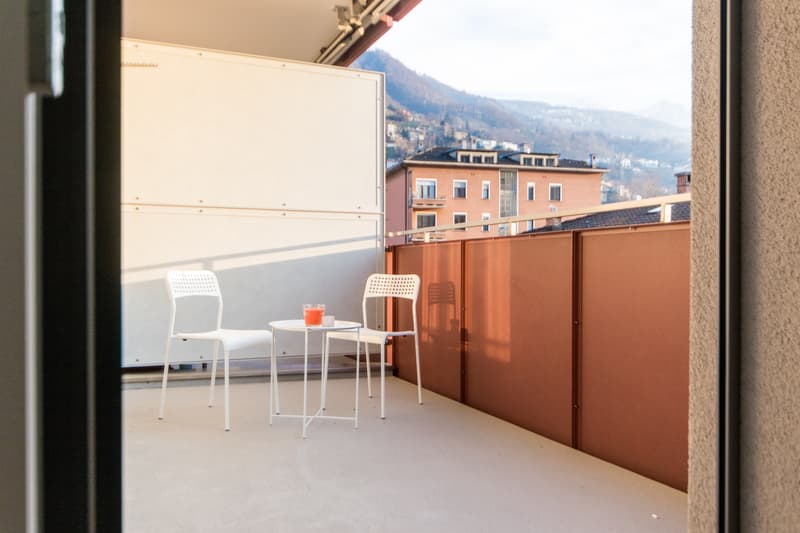 Spacious and bright rooms just a few minutes from the center (6)