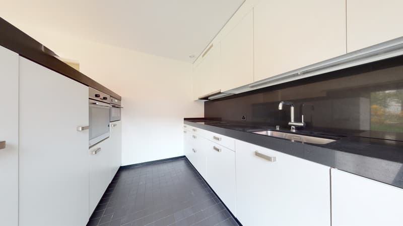 Exclusive apartment in a quiet residential area! (7)