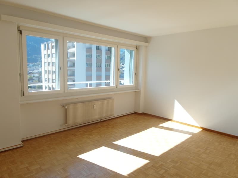 Living in a preferred residential area (4)