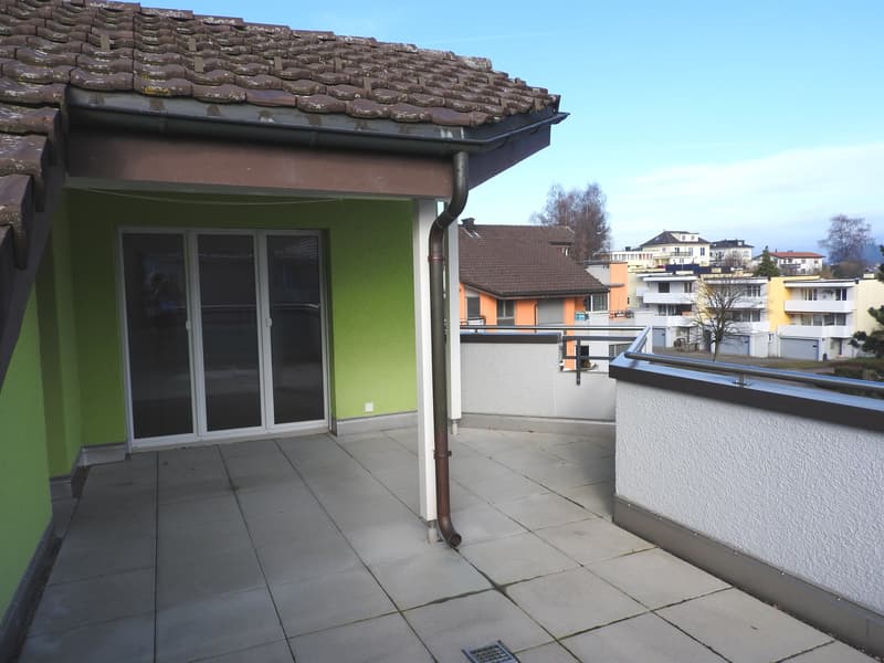 Fantastico appartamento a due piani con terrazza e balcone! (8)