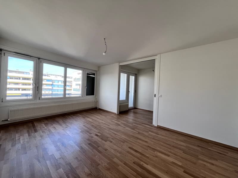 4,5 Zimmer vollständig renoviert mit Balkon (5)