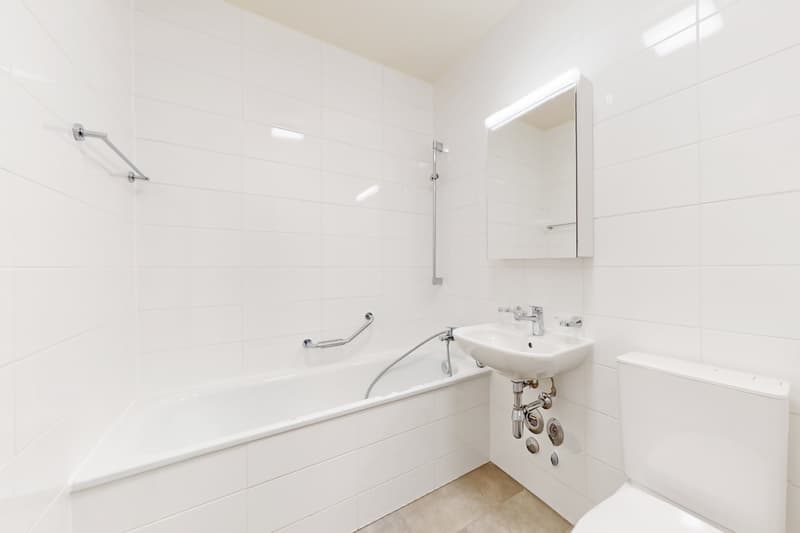 Beautiful 2-room apartment close to the city center (5)