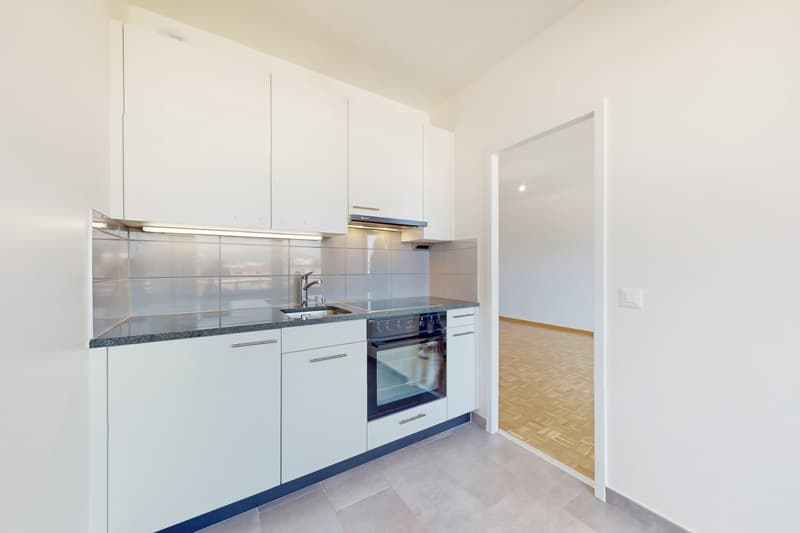 Beautiful 2-room apartment close to the city center (3)