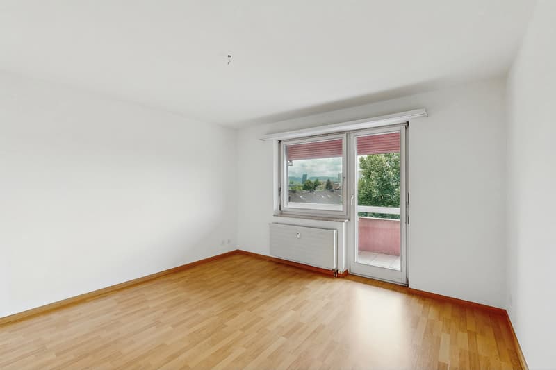 Grosszügige 4.5-Zimmerwohnung im Herzen von Birsfelden (6)