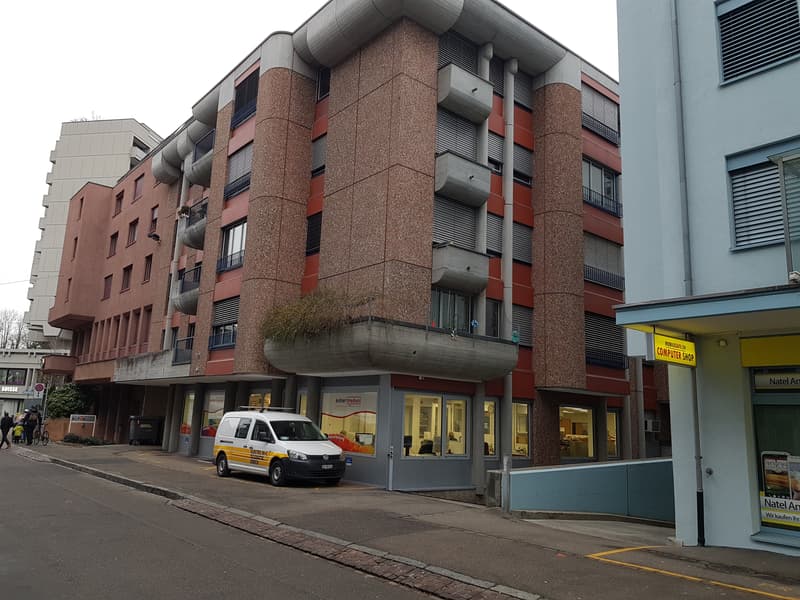 Near Oerlikon train station, central location (7)