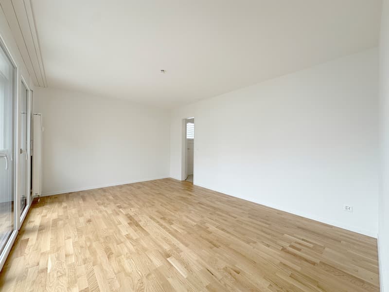 Spacious family apartment in a green environment (9)