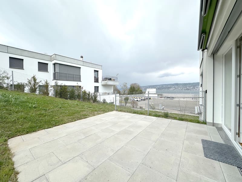Spacious family apartment in a green environment (13)