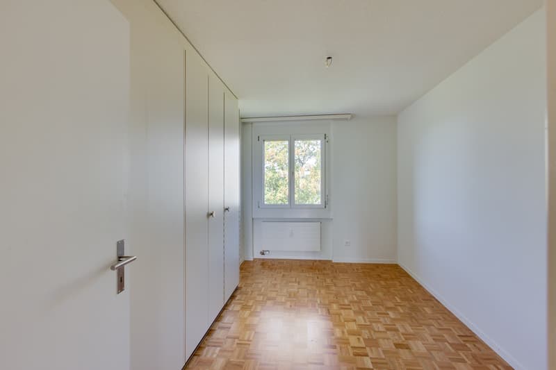 Dürfen wir vorstellen, Ihr neues Zuhause mit Weitsicht und Cheminée (6)
