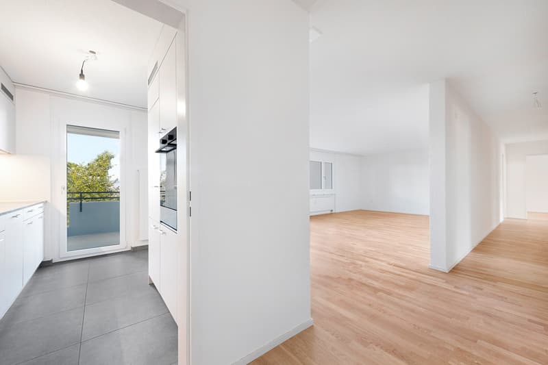 Grosszügige Wohnung mit Gartensitzplatz -befristet bis 30.06.2027! (2)