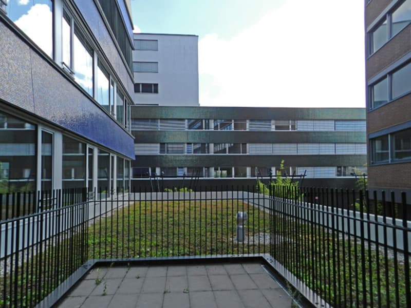 Spazio ufficio moderno in una posizione attraente a Zurigo Albisrieden (6)