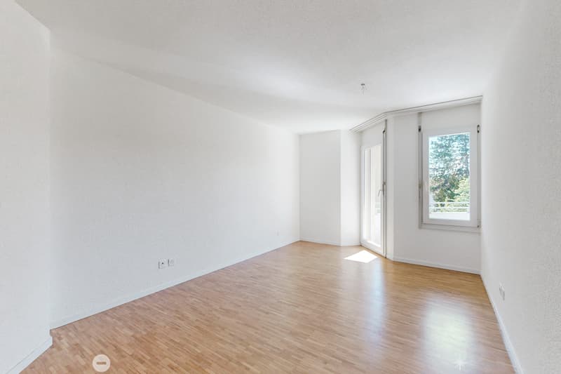 4.5-Zimmerwohnung in wunderschöner Umgebung! Erster Miezins geschenkt! (4)