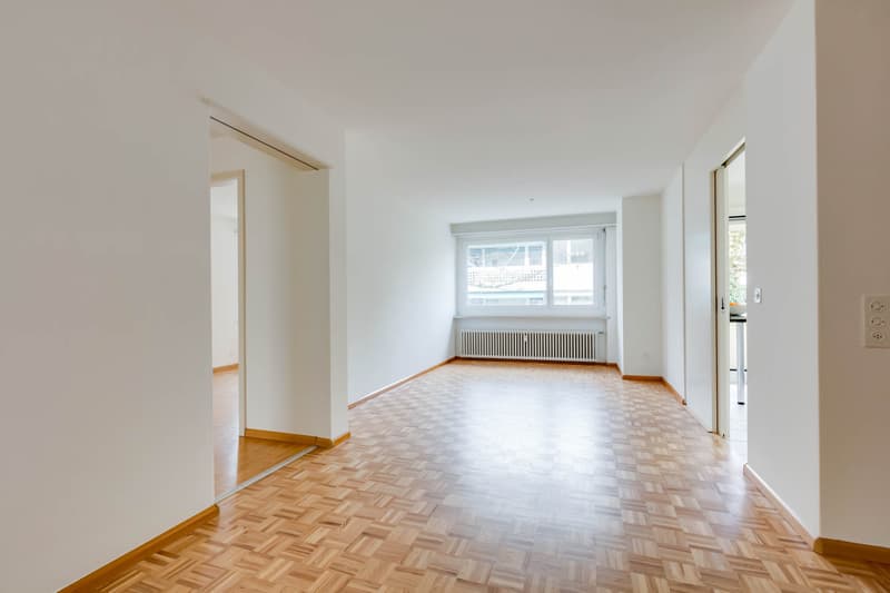 Charming and spacious with garden seating (6)